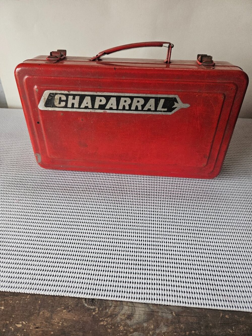 Vintage Metal Tool box / case Working Snaps  G9